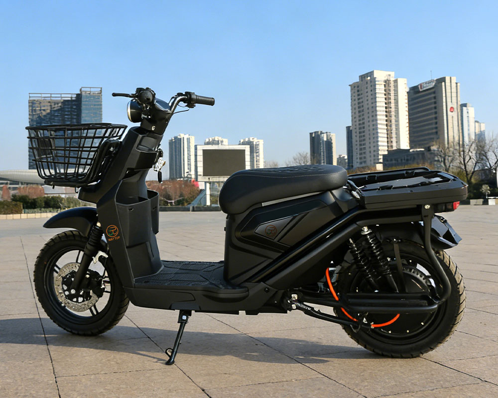 Heavy-Duty Delivery Electric Motorcycle | Foldable Rear Rack Model Heavy-duty black electric motorcycle for adult delivery, featuring foldable rear cargo rack, front basket, and dual shock absorption for urban commuting