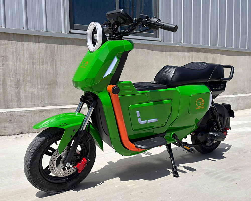 u2 E-BIKE electric motorcycle in an outdoor sandy landscape U2 Electric Motorcycle