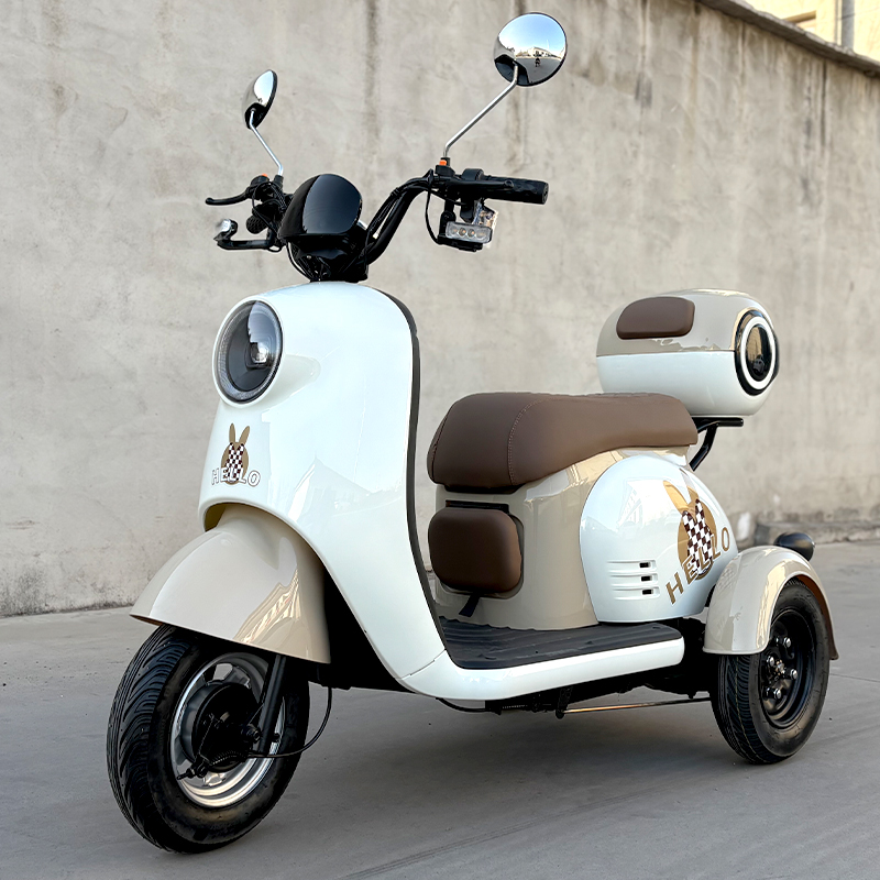 V1 Electric Tricycle | 3-Wheel Mobility Scooter with Baby Seat, Suitable for Adults and Families