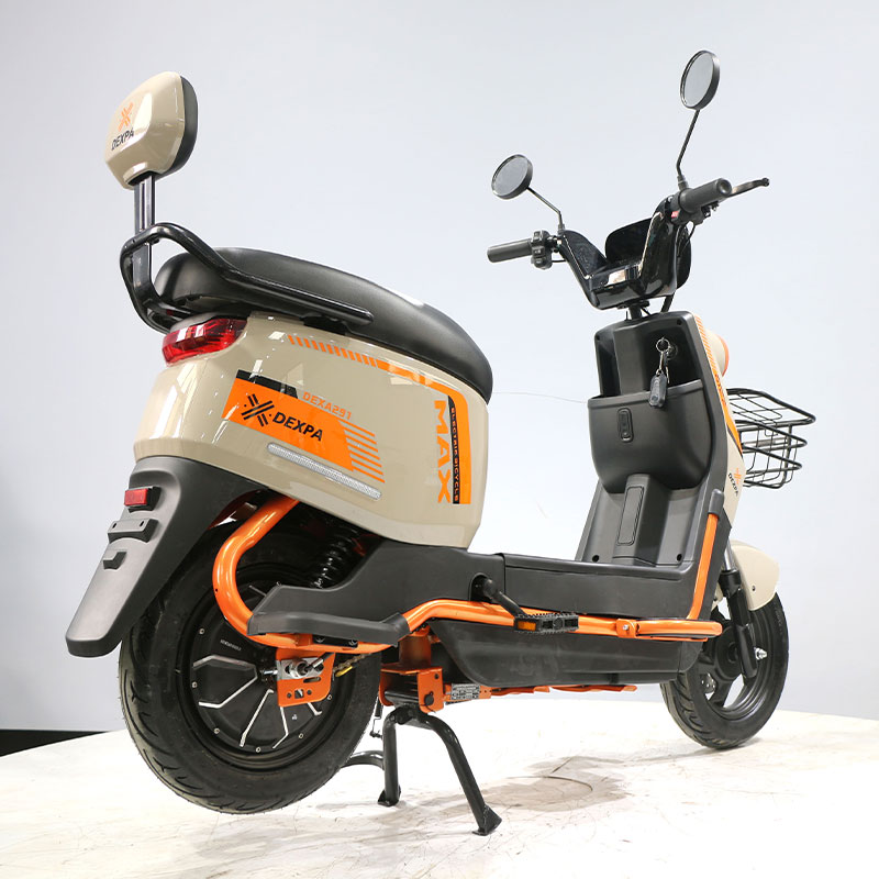 Stylish Dual Headlight Electric Bike | Long Range Commuter E-Bicycle with Storage Basket & Comfort Saddle