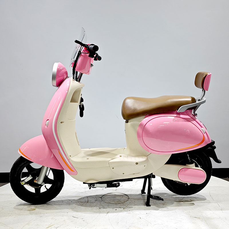 Fashion Lightweight Electric motorcycle | E-Scooter with CE Certification & Vintage Design