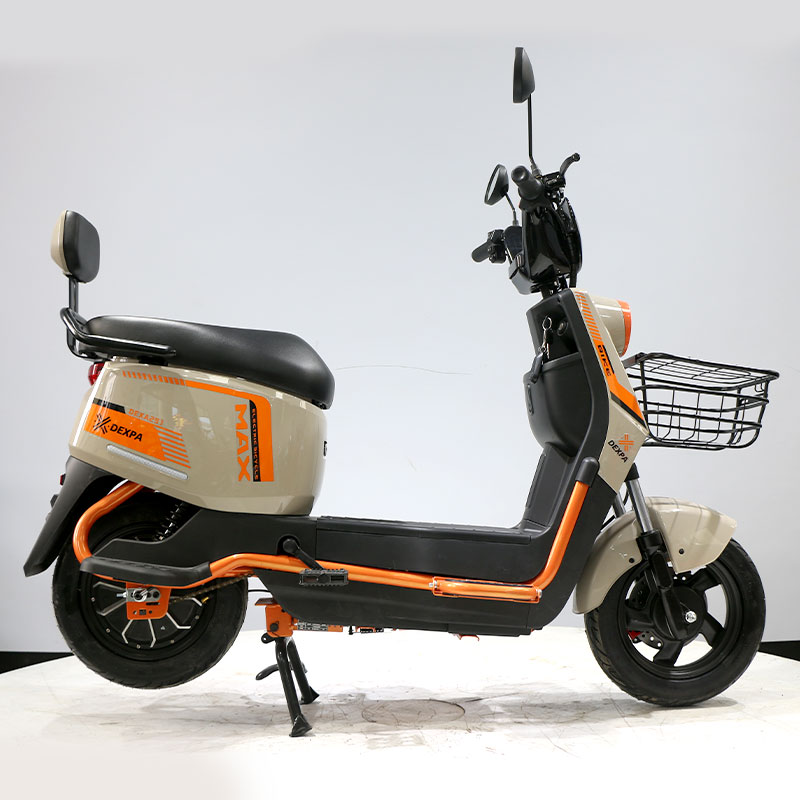 Stylish Dual Headlight Electric Bike | Long Range Commuter E-Bicycle with Storage Basket & Comfort Saddle